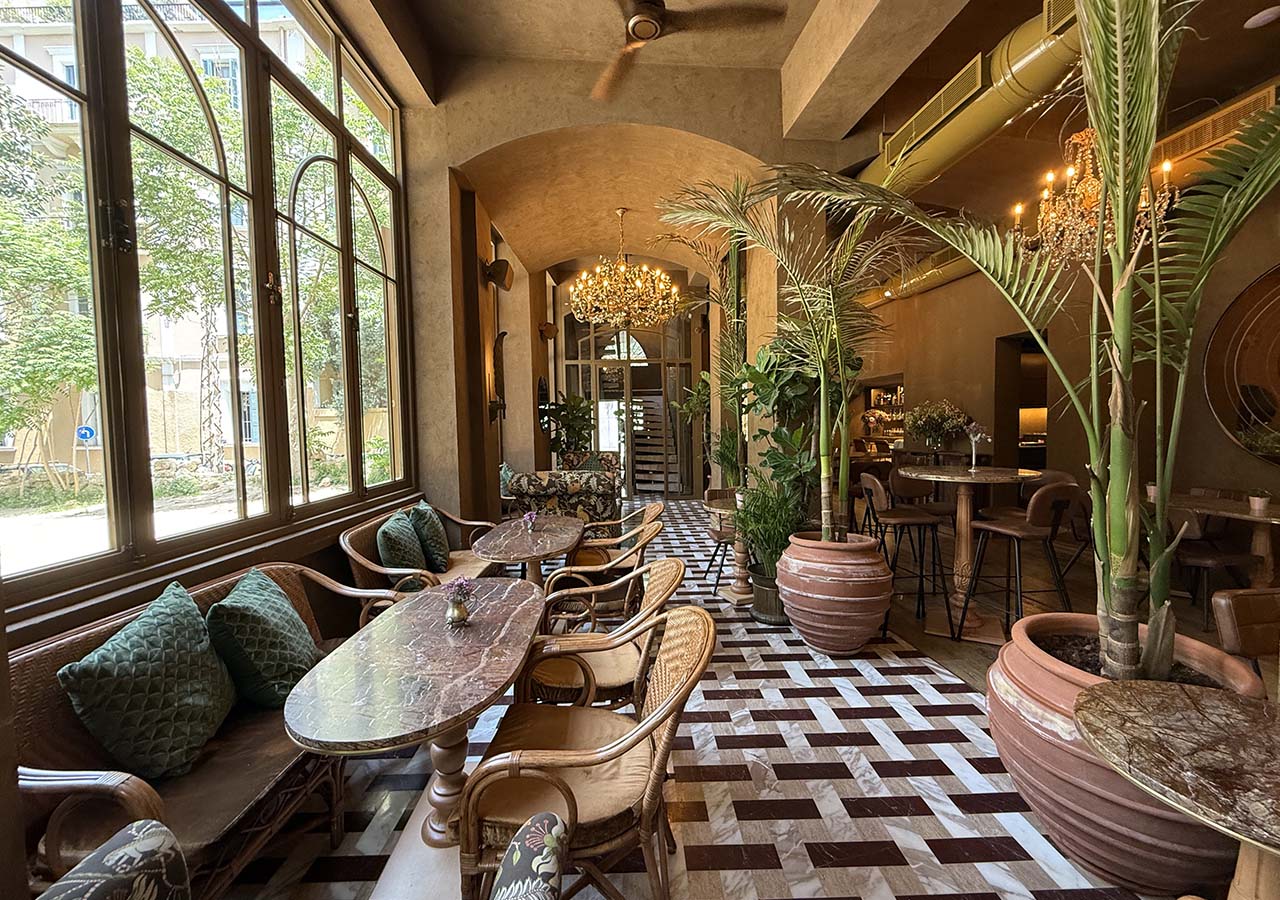 SIP Cafe and Bar Lost Ashrafieh Hotel